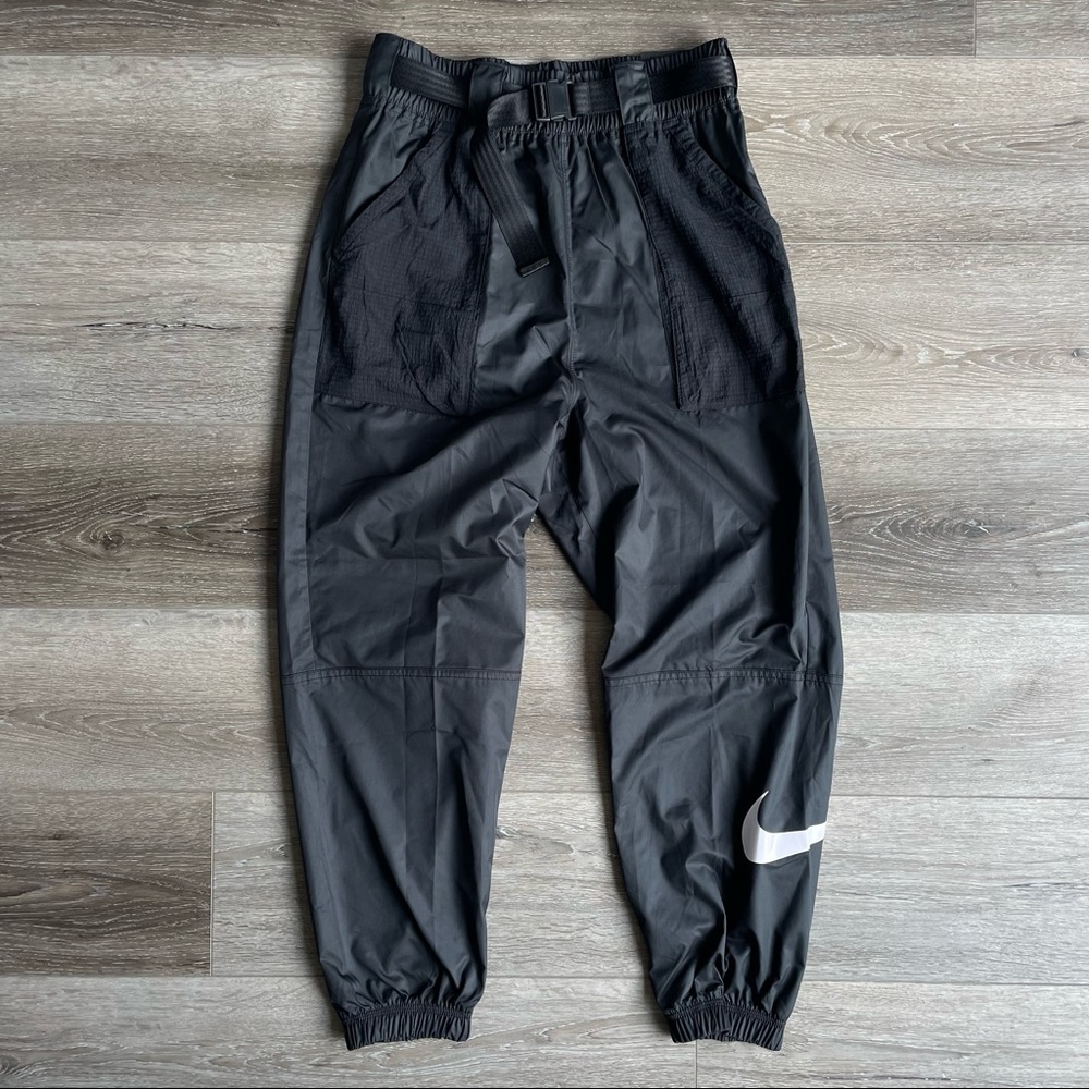 Nike track pants with belt